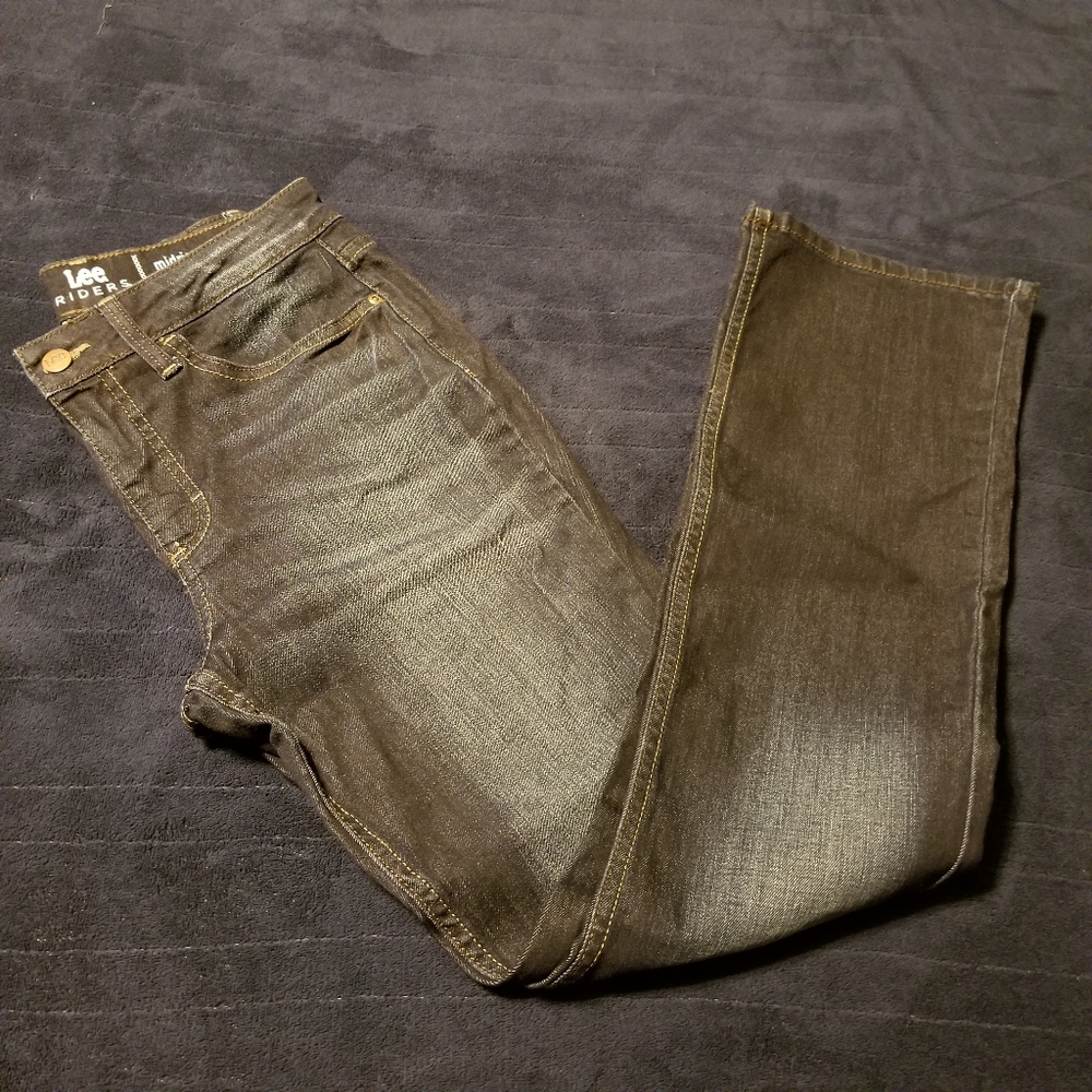 Lee Riders Regular Fit Mid Rise Boot Cut J…